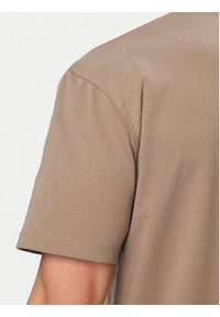 Hugo - HUGO T-Shirt Dalile 50505201 Brązowy jasny Regular Fit. Kolor: brązowy. Materiał: bawełna #5