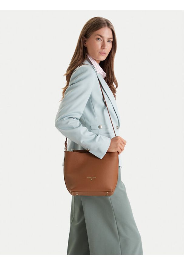 Patrizia Pepe Torebka 8B0319/L001-B111 Brązowy. Kolor: brązowy. Materiał: skórzane