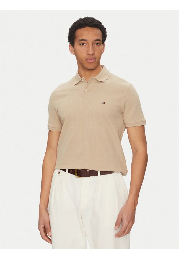 TOMMY HILFIGER - Tommy Hilfiger Polo Vertical MW0MW38951 Beżowy Regular Fit. Typ kołnierza: polo. Kolor: beżowy. Materiał: bawełna