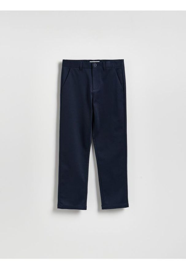 Reserved - Eleganckie spodnie - granatowy. Kolor: niebieski. Materiał: tkanina, wiskoza. Styl: elegancki