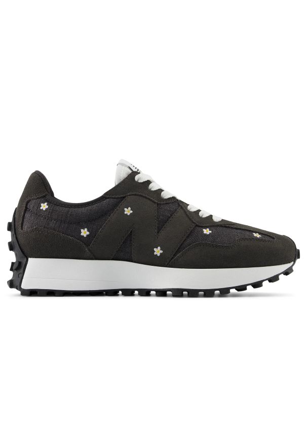 Buty damskie New Balance WS327DCB – czarne. Okazja: na co dzień. Kolor: czarny. Materiał: guma, zamsz, dresówka, skóra. Szerokość cholewki: normalna. Sezon: wiosna