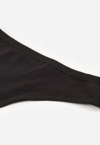 Renee - Czarne Gładkie Majtki Stringi z Bawełną Chrysile. Kolor: czarny. Materiał: bawełna. Wzór: gładki #2