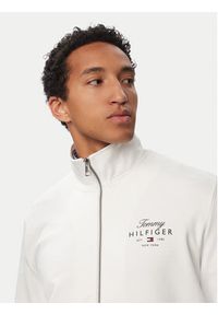 TOMMY HILFIGER - Tommy Hilfiger Bluza Script Stack MW0MW43219 Biały Regular Fit. Kolor: biały. Materiał: bawełna #5