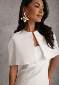 Renee - Biała Sukienka VICES o Dopasowanym Kroju z Narzutką Kelaleno. Okazja: na randkę, na imprezę. Kolor: biały. Materiał: poliester. Długość rękawa: na ramiączkach. Typ sukienki: dopasowane #7