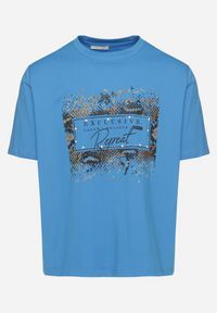 Born2be - Niebieski Bawełniany T-shirt Ozdobiony Nadrukiem Nartzedi. Okazja: na co dzień. Kolor: niebieski. Materiał: bawełna. Wzór: aplikacja, nadruk. Styl: casual #7