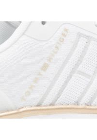 TOMMY HILFIGER - Buty Tommy Hilfiger Knitted Light Sneaker W FW0FW05791-YBR białe. Okazja: na co dzień. Kolor: biały. Materiał: materiał, syntetyk #8