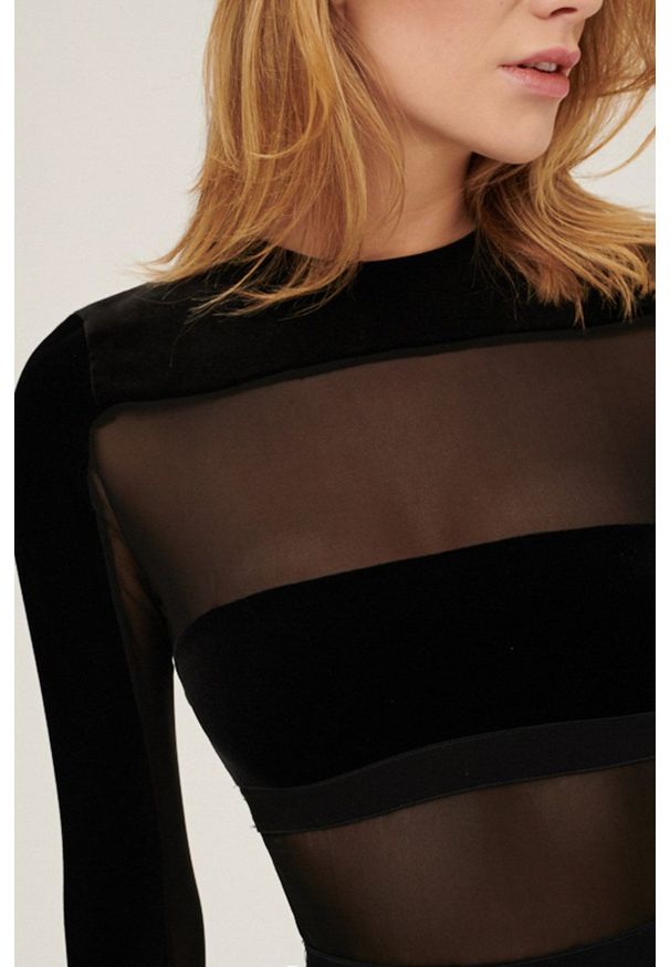 Undress Code - Body GO FOR IT. Kolor: czarny. Materiał: welur, materiał