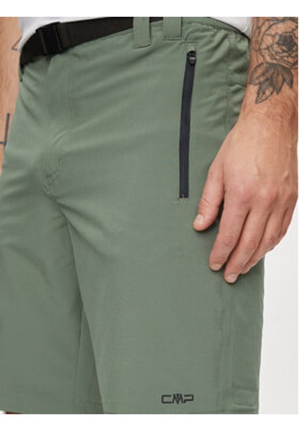 CMP Szorty sportowe 3T51847 Zielony Regular Fit. Kolor: zielony. Materiał: syntetyk