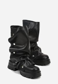 Born2be - Czarne Botki z Marszczoną Cholewką na Napy Tusirene. Okazja: na co dzień. Kolor: czarny. Materiał: satyna, jeans. Szerokość cholewki: normalna. Sezon: jesień. Styl: casual, elegancki #4