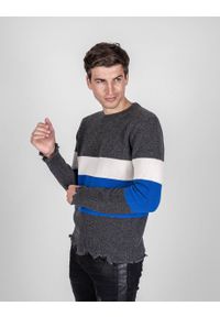 Les Hommes Sweter | UHK105-643U | Round Neck Sweater Breast Stripes | Mężczyzna | Biały, Niebieski, Szary. Okazja: na co dzień. Kolor: niebieski, biały, wielokolorowy, szary. Materiał: wełna. Styl: casual #3
