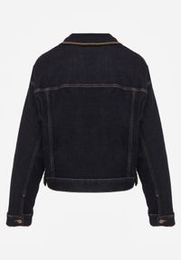 Born2be - Niebieska Kurtka Jeansowa z Bawełną Zdobiona Kontrastowymi Lamówkami Nedore. Okazja: na spacer, na co dzień. Kolor: niebieski. Materiał: bawełna, jeans. Wzór: aplikacja. Sezon: lato. Styl: casual, klasyczny #7