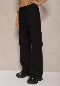 Renee - Czarne Spodnie z Bawełny o Szerokim Kroju Cargo High Waist Katienne. Okazja: na co dzień, na spacer. Stan: podwyższony. Kolor: czarny. Materiał: bawełna. Styl: casual #3