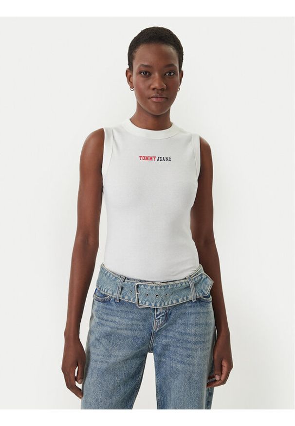 Tommy Jeans Top DW0DW22577 Biały Slim Fit. Kolor: biały. Materiał: bawełna