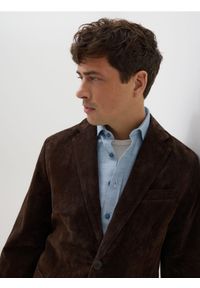 Reserved - Zamszowa marynarka - ciemnobrązowy. Kolor: brązowy. Materiał: zamsz #1