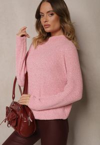 Renee - Różowy Casualowy Golf z Wiskozą Zerinia. Okazja: na co dzień. Typ kołnierza: golf. Kolor: różowy. Materiał: wiskoza. Styl: casual