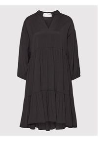 Selected Femme Sukienka codzienna Freja 16080842 Czarny Regular Fit. Okazja: na co dzień. Kolor: czarny. Materiał: syntetyk. Typ sukienki: proste. Styl: casual #3