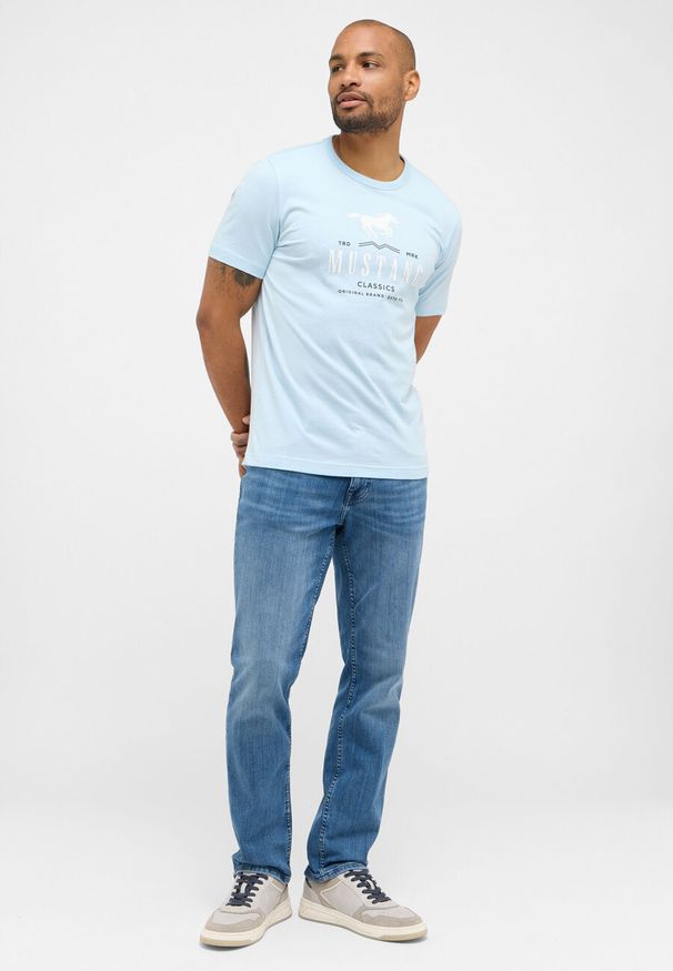 Mustang - Męskie Spodnie Jeansowe MUSTANG Washington Straight Denim Blue 1015286 5000 313. Okazja: na co dzień. Styl: casual, klasyczny, elegancki