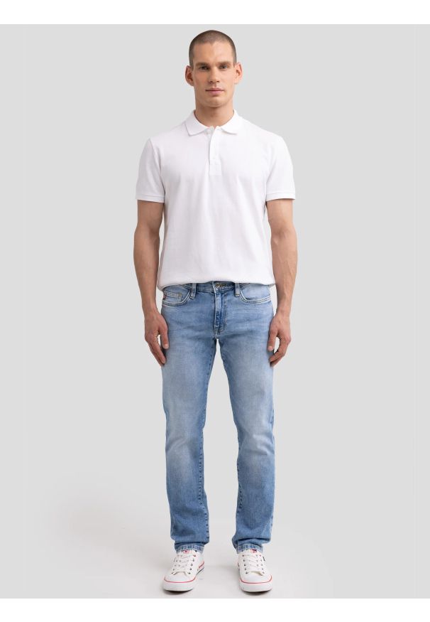 Big-Star - Jeansy męskie dopasowane jasnoniebieskie Terry Slim 252. Okazja: na co dzień. Stan: obniżony. Kolor: niebieski. Styl: casual