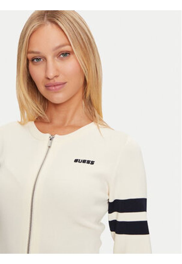 Guess Sukienka dzianinowa V4BK05 ZZ04U Écru Regular Fit. Materiał: syntetyk