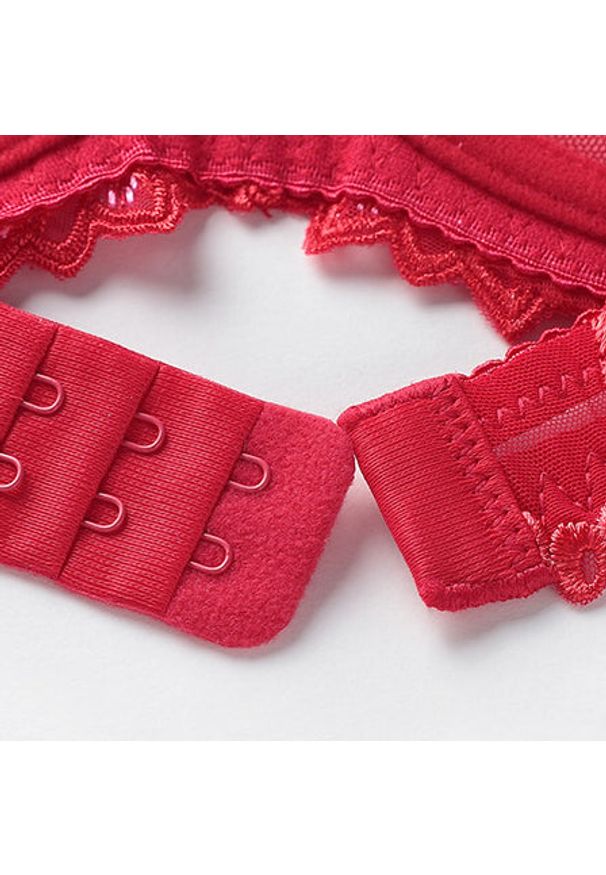 Intica - Komplet bielizny z koronką na specjalne okazje Mallaurie. Kolor: różowy. Materiał: koronka. Wzór: koronka