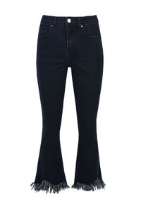 TOP SECRET - Spodnie jeansowe damskie rozszerzane 7/8. Okazja: na co dzień. Stan: podwyższony. Kolor: niebieski. Materiał: jeans. Sezon: wiosna. Styl: casual #3
