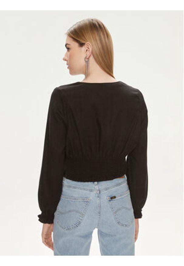 Levi's® Bluzka Tamara A7172-0006 Czarny Regular Fit. Kolor: czarny. Materiał: lyocell