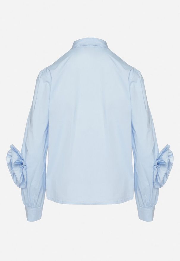 Born2be - Niebieska Koszula z Ozdobnym Wiązaniem i Falbankami Zalimira. Okazja: na co dzień. Typ kołnierza: kołnierz z falbankami. Kolor: niebieski. Materiał: jeans. Styl: elegancki, casual