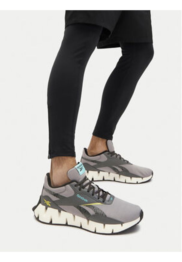 Reebok Buty do biegania ZIG DYNAMICA STR 100209976 Szary. Kolor: szary. Materiał: materiał