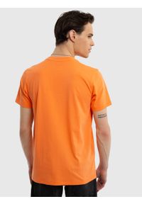 Big-Star - Koszulka męska o klasycznym kroju pomaraŅczowa Bruno 701. Kolor: pomarańczowy. Materiał: jeans, bawełna. Wzór: nadruk. Sezon: lato. Styl: klasyczny #5
