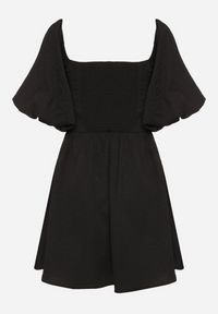 Born2be - Czarna Sukienka Rozkloszowana z Bufiastymi Rękawami i Kwadratowym Dekoltem Galzemis. Okazja: na co dzień. Typ kołnierza: dekolt kwadratowy. Kolor: czarny. Styl: klasyczny, casual, elegancki #5