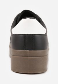 Renee - Czarne Sneakersy na Kauczukowej Podeszwie Ozdobione Paskami Nilimea. Okazja: na co dzień. Zapięcie: pasek. Kolor: czarny. Materiał: kauczuk. Wzór: aplikacja #7