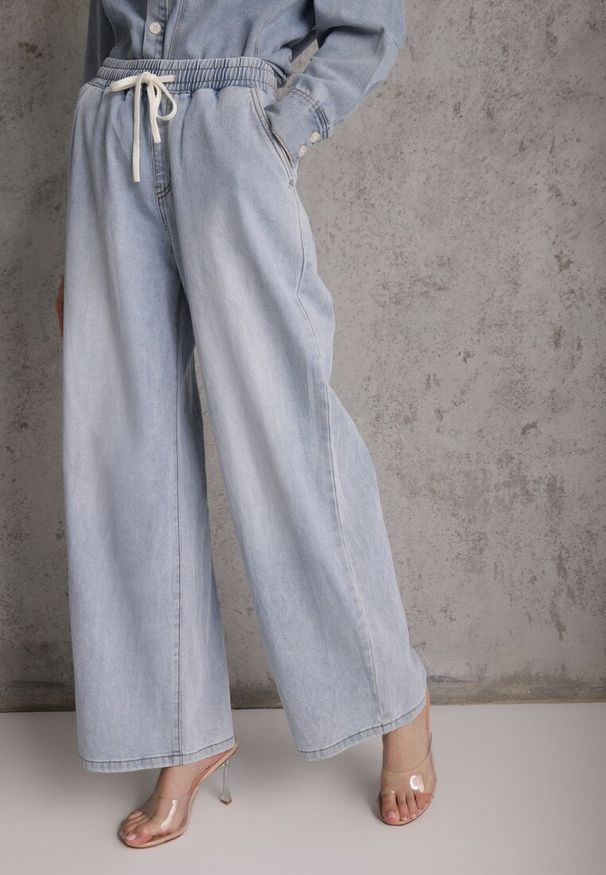 Renee - Niebieskie Szerokie Jeansy z Bawełną i Lyocellem i Wiązanym Sznurkiem Lailai. Okazja: na spacer, na co dzień. Kolor: niebieski. Styl: casual