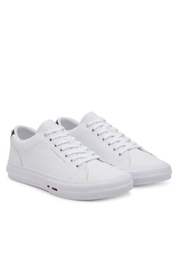 TOMMY HILFIGER - Tommy Hilfiger Sneakersy Th Hi Vulc Street Lth Patch FM0FM05312 Biały. Kolor: biały. Materiał: skóra