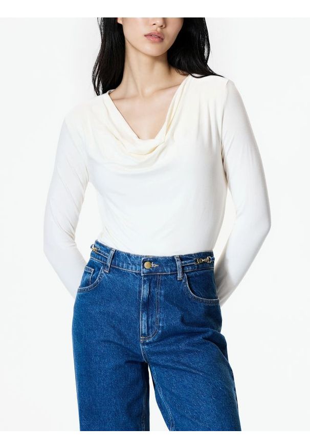 Reserved - Bluzka z wiskozą - kremowy. Kolor: kremowy. Materiał: wiskoza