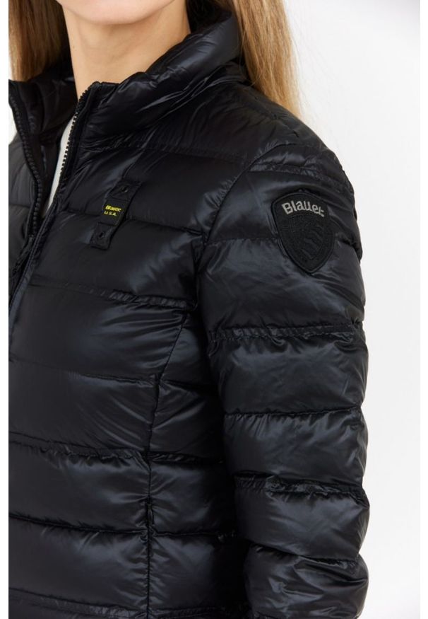 Blauer USA - BLAUER Czarna puchowa kurtka damska Lillie. Kolor: czarny. Materiał: puch