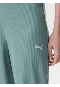 Puma Spodnie dresowe Ess Elevated 685025 Zielony Straight Fit. Kolor: zielony. Materiał: syntetyk #3