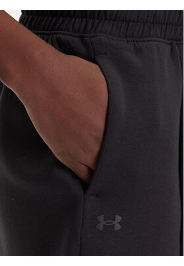 Under Armour Szorty sportowe Unstoppable Flc Pltd Short 1382764-001 Czarny Loose Fit. Kolor: czarny. Materiał: syntetyk