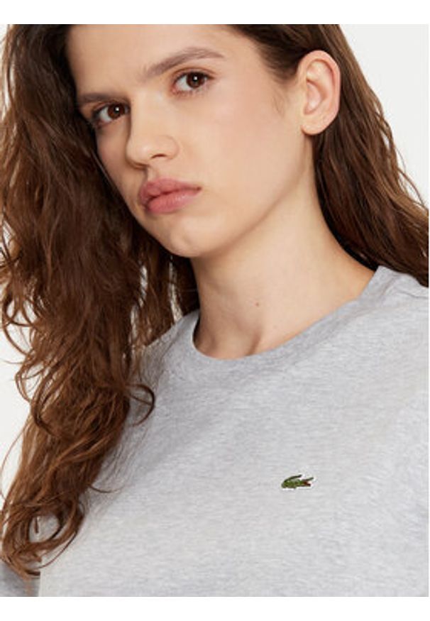 Lacoste T-Shirt TF7215 Szary Regular Fit. Kolor: szary. Materiał: bawełna