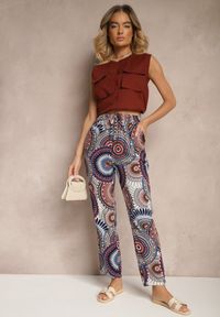 Renee - Niebiesko-Brązowe Szerokie Spodnie z Bawełny High Waist w Abstrakcyjny Wzór Jorivaess. Okazja: na co dzień, na spotkanie biznesowe. Stan: podwyższony. Kolor: niebieski. Materiał: bawełna. Styl: biznesowy, klasyczny, elegancki, casual #5