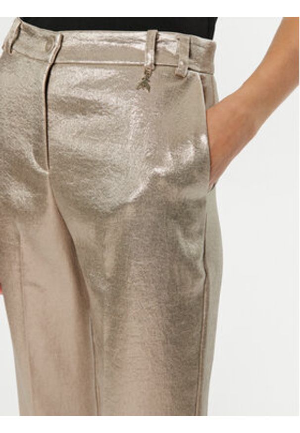 Patrizia Pepe Spodnie materiałowe 2P1646/A502-FF14 Złoty Regular Fit. Kolor: złoty. Materiał: syntetyk