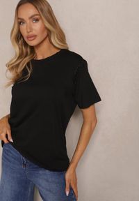 Renee - Czarny T-shirt z Bawełny z Koralikami Vlerra. Okazja: na spacer, na co dzień. Kolor: czarny. Materiał: bawełna. Wzór: aplikacja. Sezon: lato, wiosna. Styl: klasyczny, casual #5