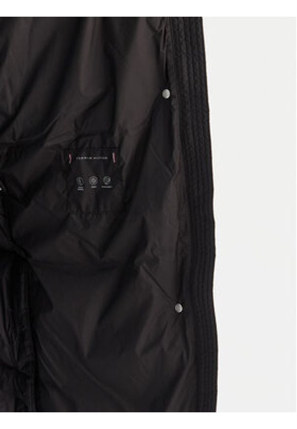 TOMMY HILFIGER - Tommy Hilfiger Kurtka puchowa Modern WW0WW46536 Czarny Regular Fit. Kolor: czarny. Materiał: syntetyk