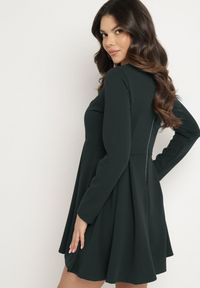 Born2be - Ciemnozielona Elegancka Sukienka o Rozkloszowanym Kroju Temitonia. Kolor: zielony. Długość rękawa: długi rękaw. Styl: elegancki #3
