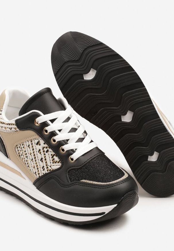 Renee - Czarne Sneakersy na Koturnie z Geometrycznym Wzorem i Brokatem Tillineira. Okazja: na co dzień. Zapięcie: sznurówki. Kolor: czarny. Materiał: jeans. Wzór: geometria. Obcas: na koturnie