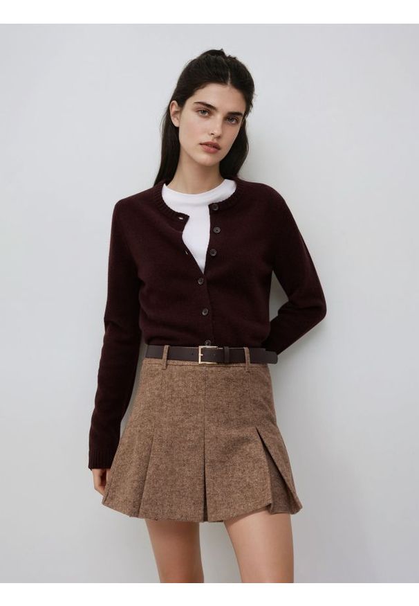 Reserved - Spódnico-szorty z paskiem - beżowy. Kolor: beżowy. Materiał: tkanina, wełna