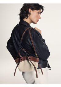 Reserved - Torebka na ramię - brązowy. Kolor: brązowy. Rodzaj torebki: na ramię #1