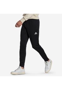 Spodnie do piłki nożnej Adidas Entrada 22. Kolor: czarny. Materiał: dresówka. Sport: piłka nożna