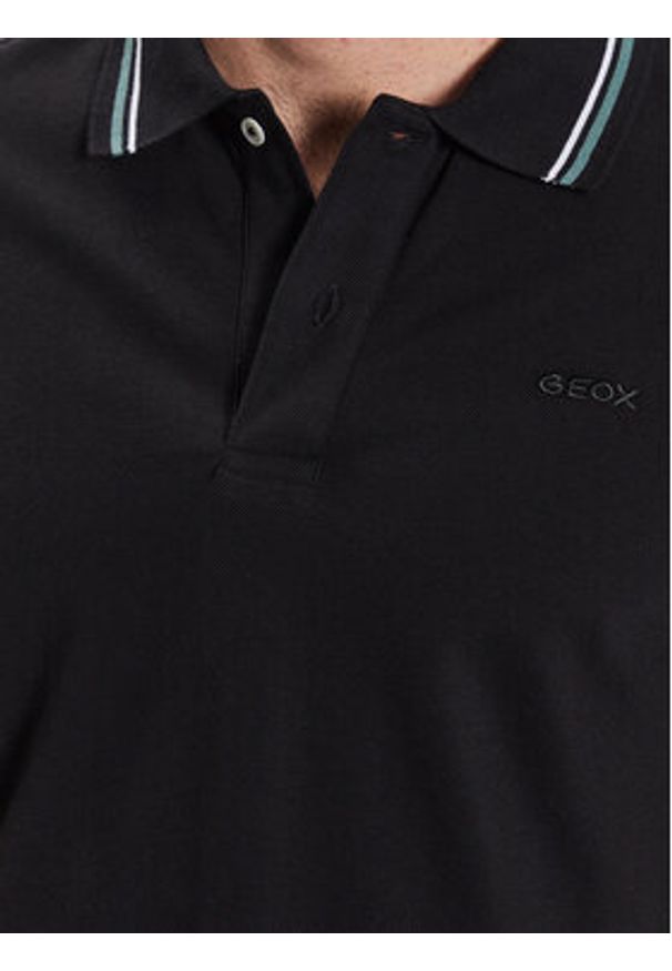 Geox Polo Piquet M3510A-T2649 F9000 Czarny Regular Fit. Typ kołnierza: polo. Kolor: czarny. Materiał: bawełna