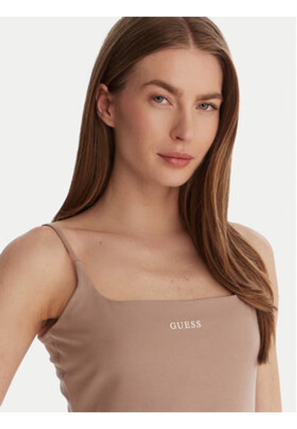 Guess Top V6GP18 K3470 Beżowy Regular Fit. Kolor: beżowy. Materiał: syntetyk