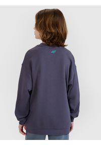 4f - 4F Bluza dresowa nierozpinana bez kaptura chłopięca - szara 134 (8-9 lat). Okazja: na co dzień. Typ kołnierza: bez kaptura. Kolor: szary. Materiał: dresówka. Wzór: gładki, nadruk, ze splotem, napisy. Sezon: lato. Styl: sportowy, casual